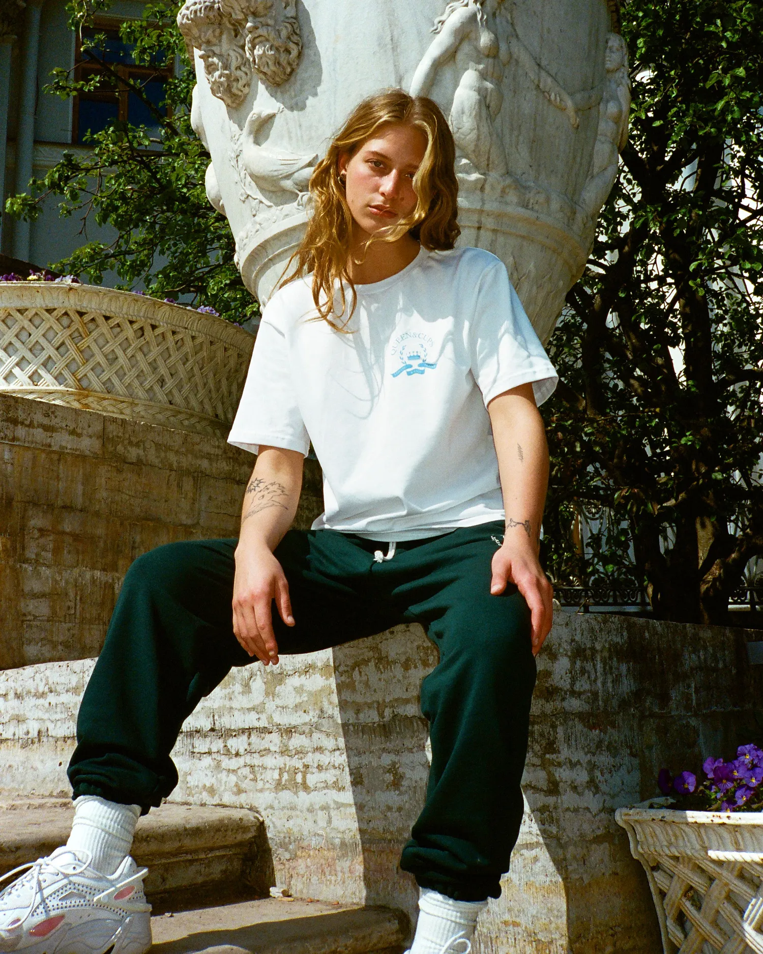 Футболка University QC small logo 