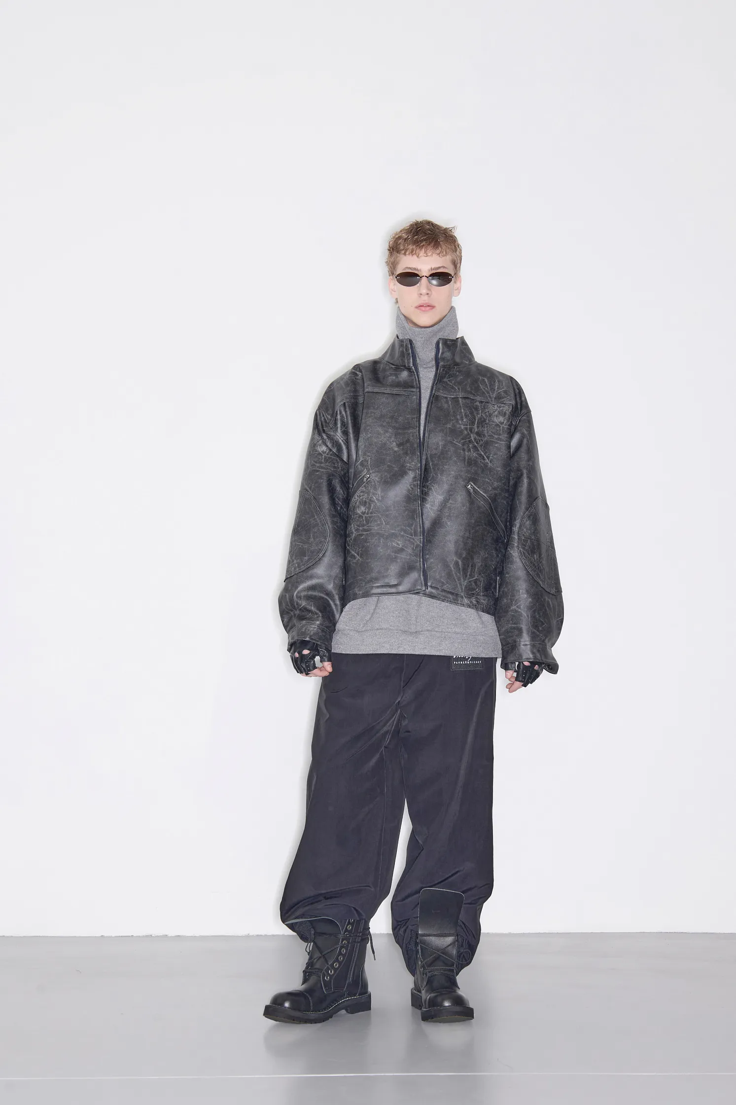 Мото куртка 