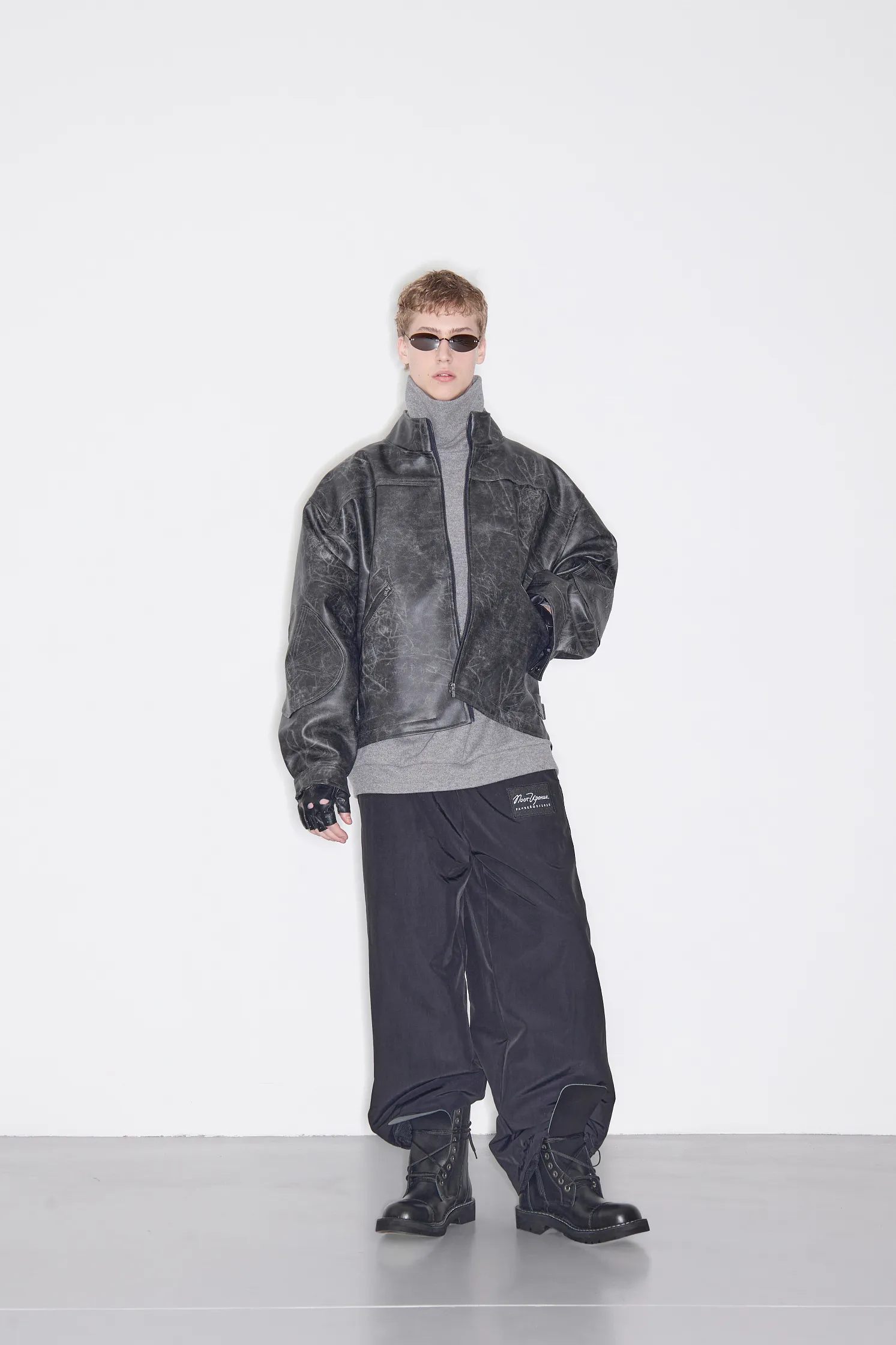 Мото куртка 